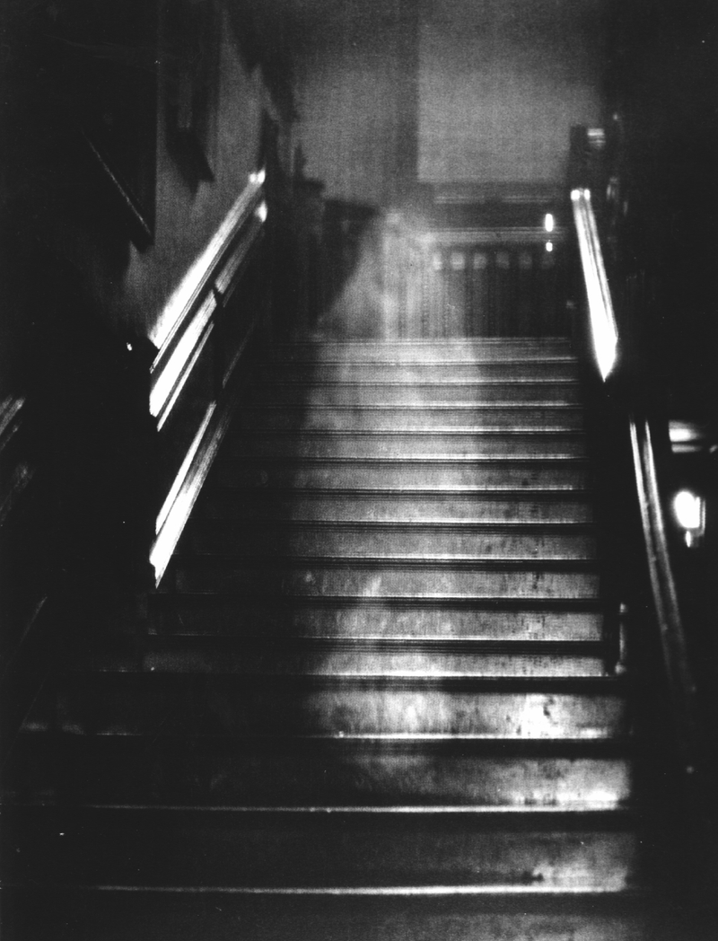 Illustration for article titled Haunting Spirit Photography from the Age Before Photoshop